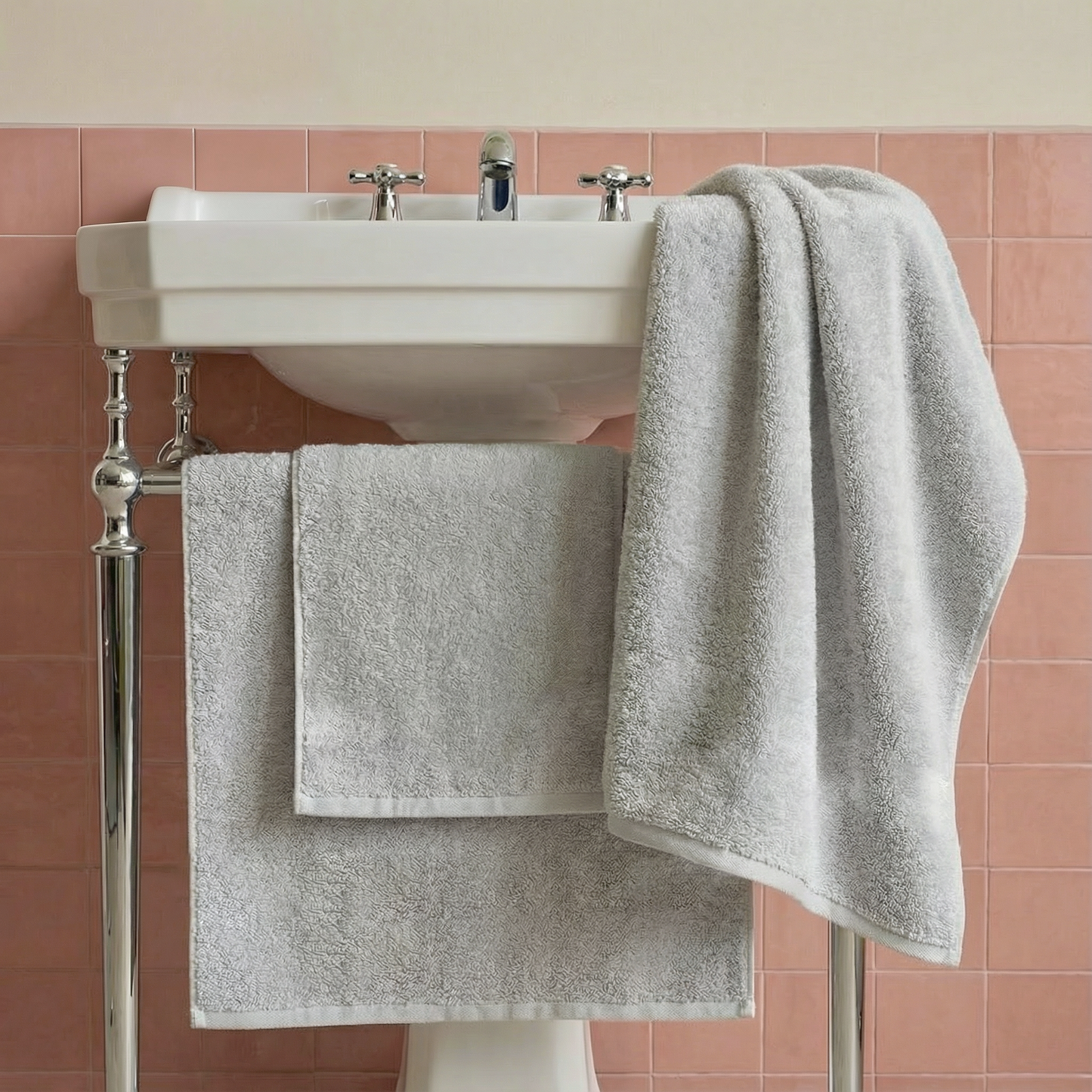 The Ultraplush Australian Cotton Collection: A Ritual of Resort-Grade Luxury