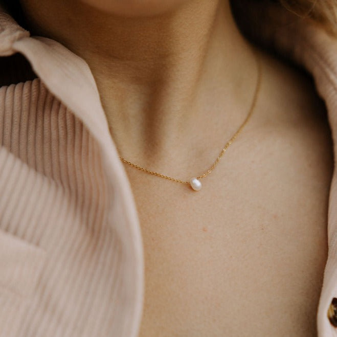 Luxe and Laurel Melbourne Pearl Necklace | 18k Gold Vermeil & Genuine Freshwater Pearl