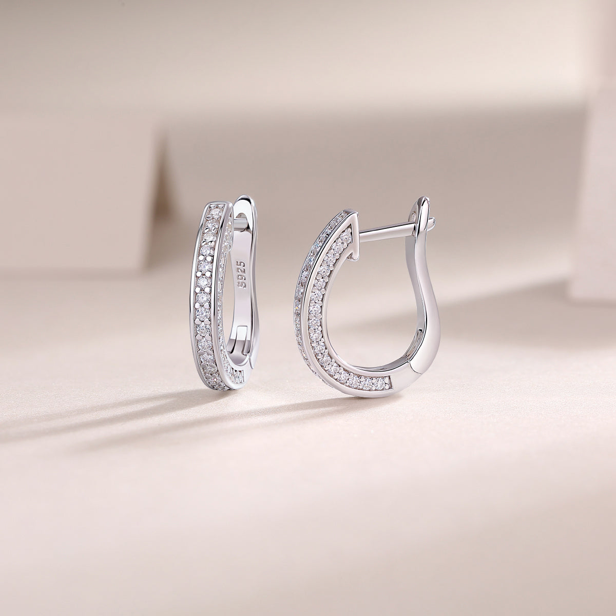 S925 Sterling Silver Moissanite Huggie Hoop Earrings with Platinum Plating