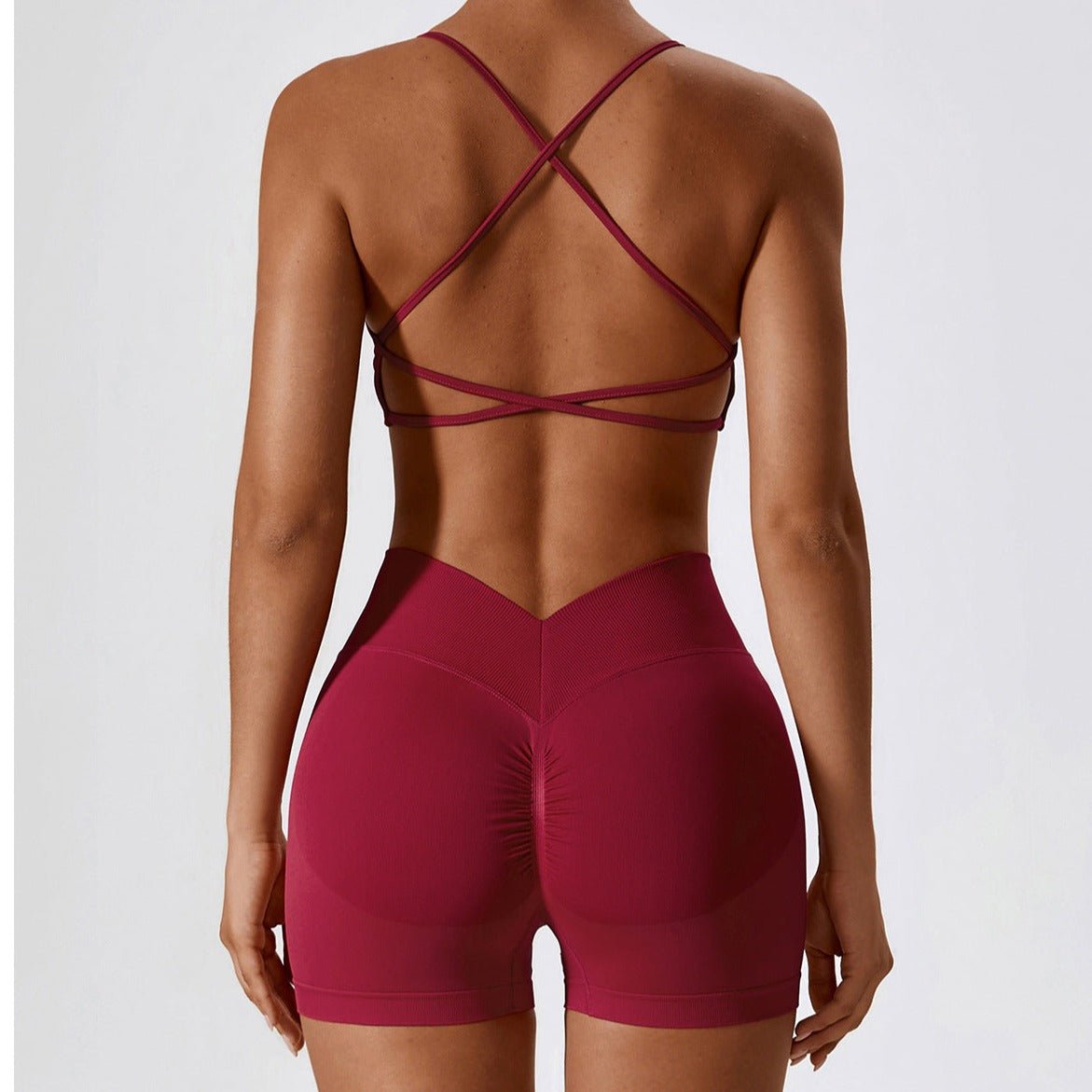 Sienna Sculpted Strappy Bra: Open-Back Compression Essential for Movement and Streetwear
